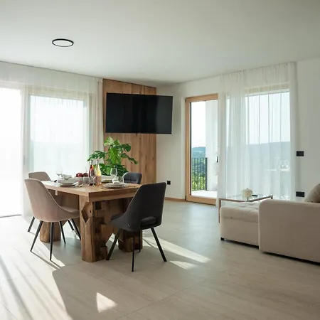 Vinsko Posestvo Rodica - Rodica Wine Estate Marezige