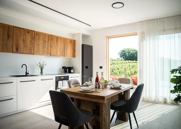 Vinsko Posestvo Rodica - Rodica Wine Estate *